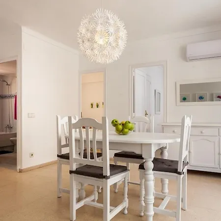 Apartment B4 Supernew Seafront Location